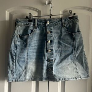 American Eagle Jean Skirt - Size 10